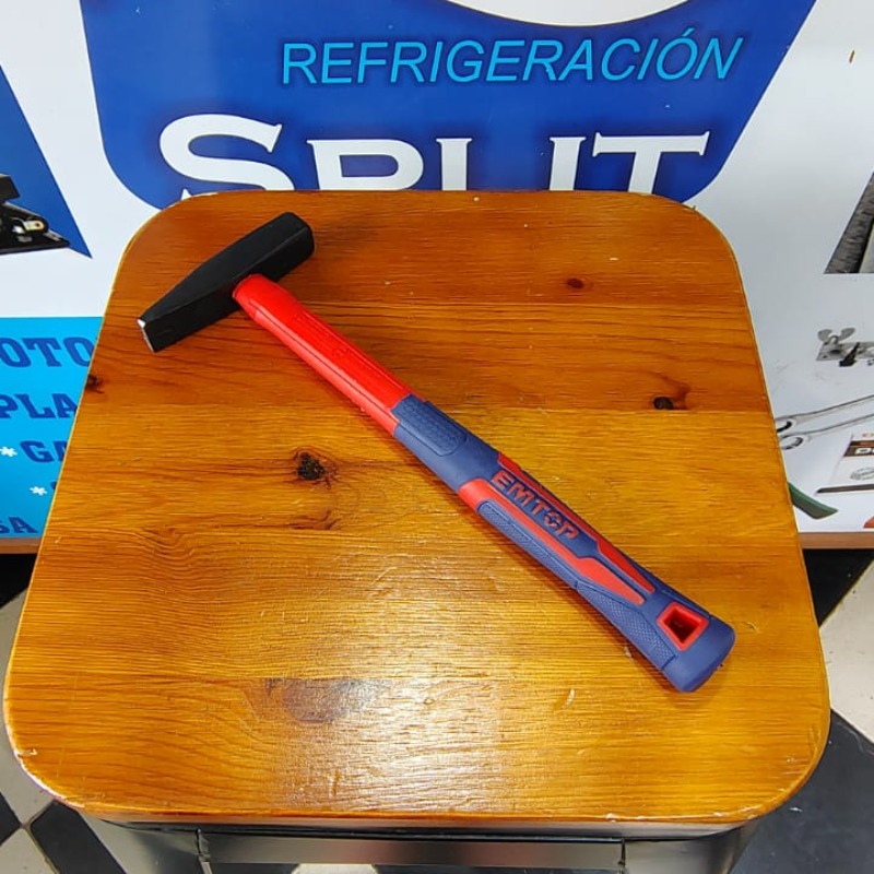 Martillo Reforzado Cabo De Fibra Y Tpr Emtop