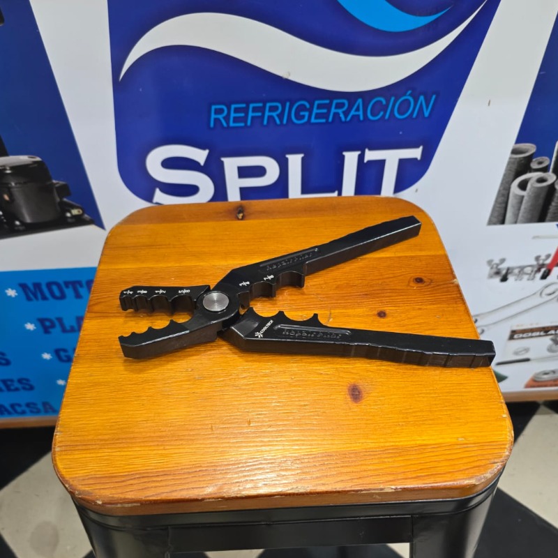 Pinza Para Redondiar Tubos 1/4-7/8